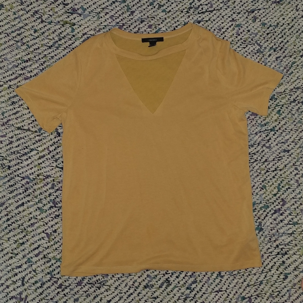Forever 21 Keyhole Tee